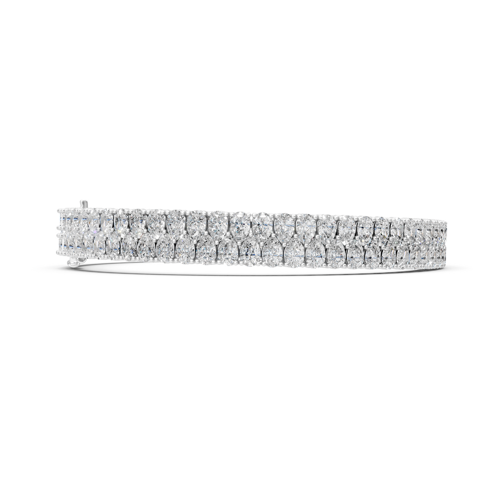 Pear Cut Moissanite Tennis Bracelet - Classic Prong Setting